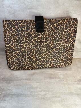 Leopard Print Laptop Sleeve or Protective Tablet Case‎